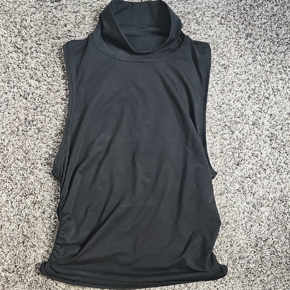 Lululemon See The Horizon Black Sleeveless Turtleneck Top